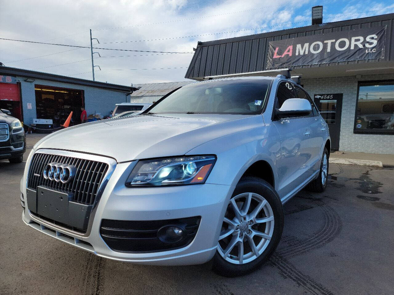 2011 AUDI Q5