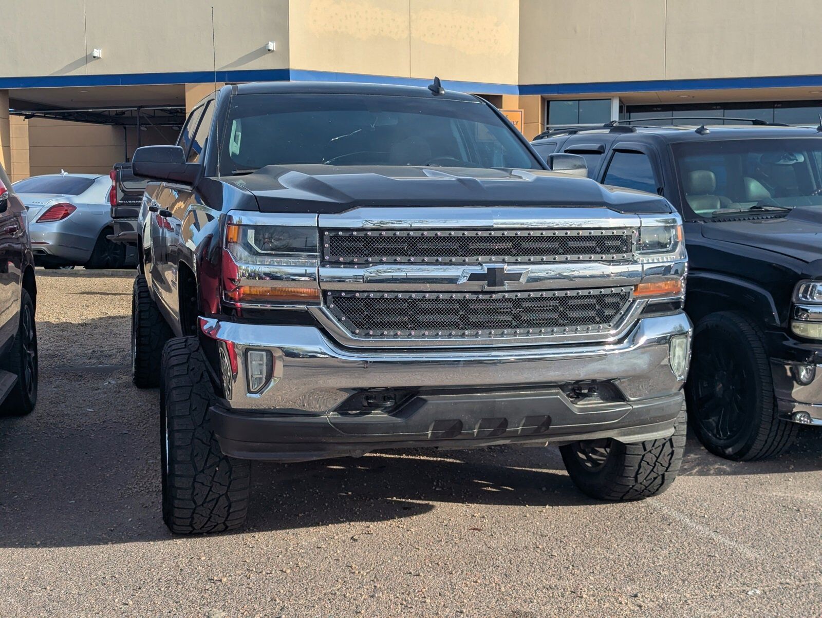 2018 CHEVROLET Silverado