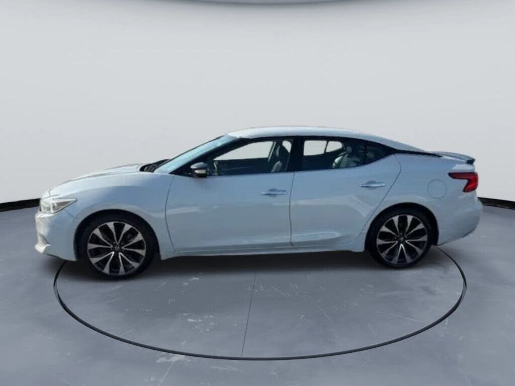 2016 NISSAN Maxima