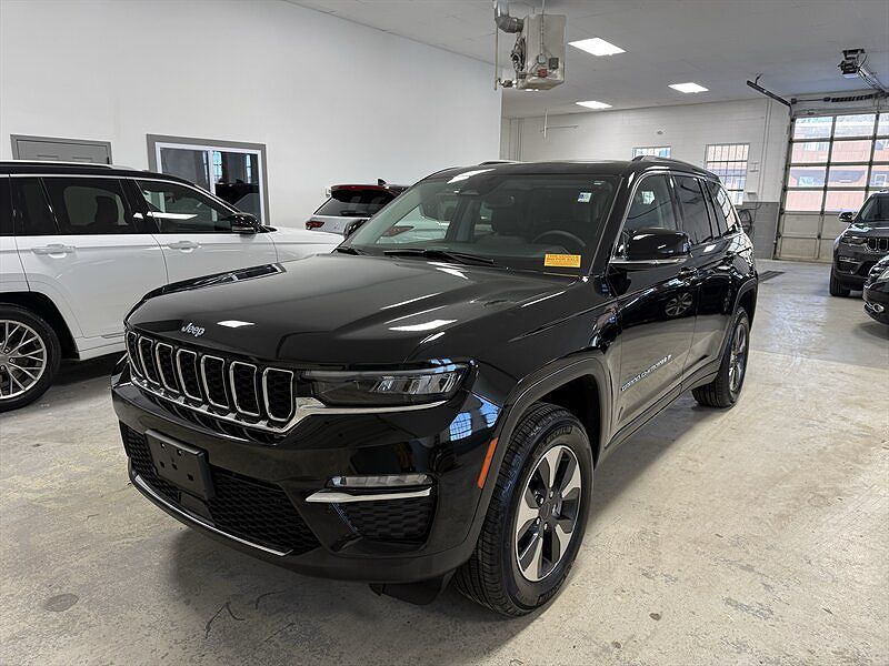 2023 JEEP Grand Cherokee