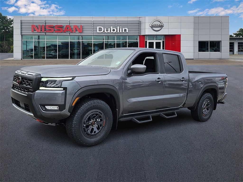 2026 NISSAN Frontier