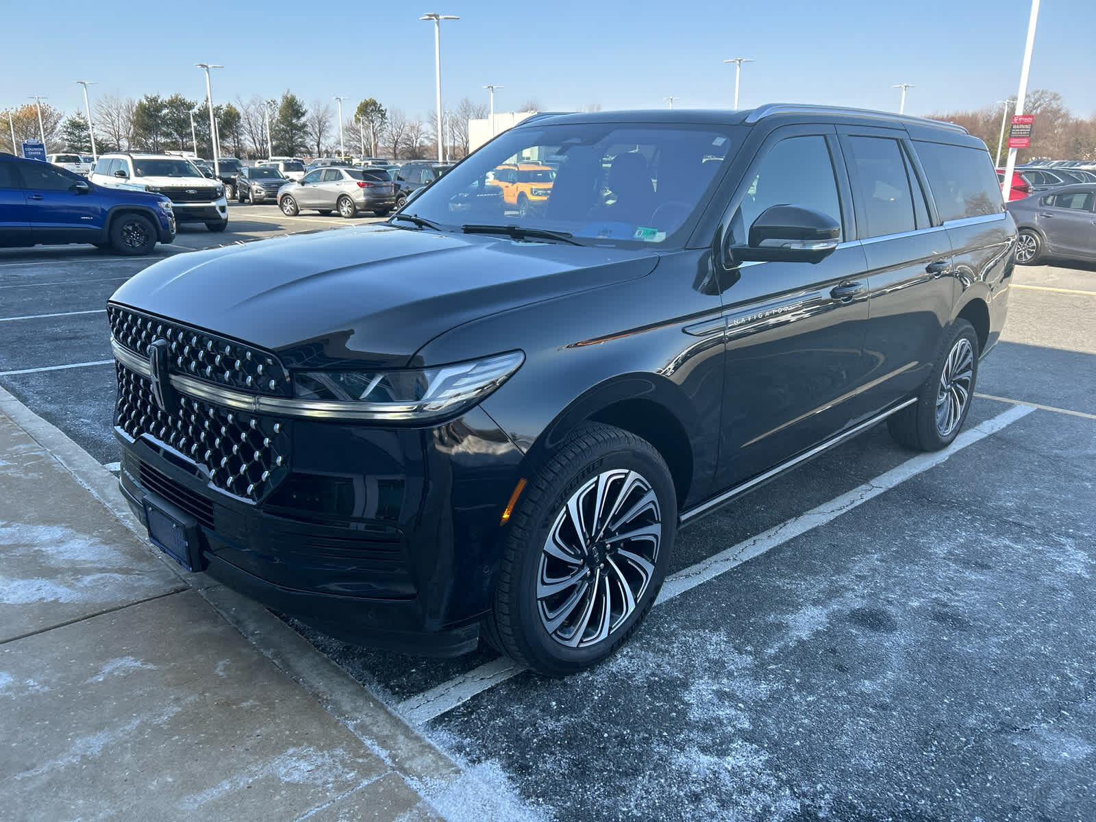 2025 LINCOLN Navigator L