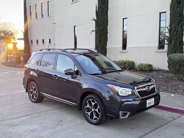 2016 SUBARU Forester