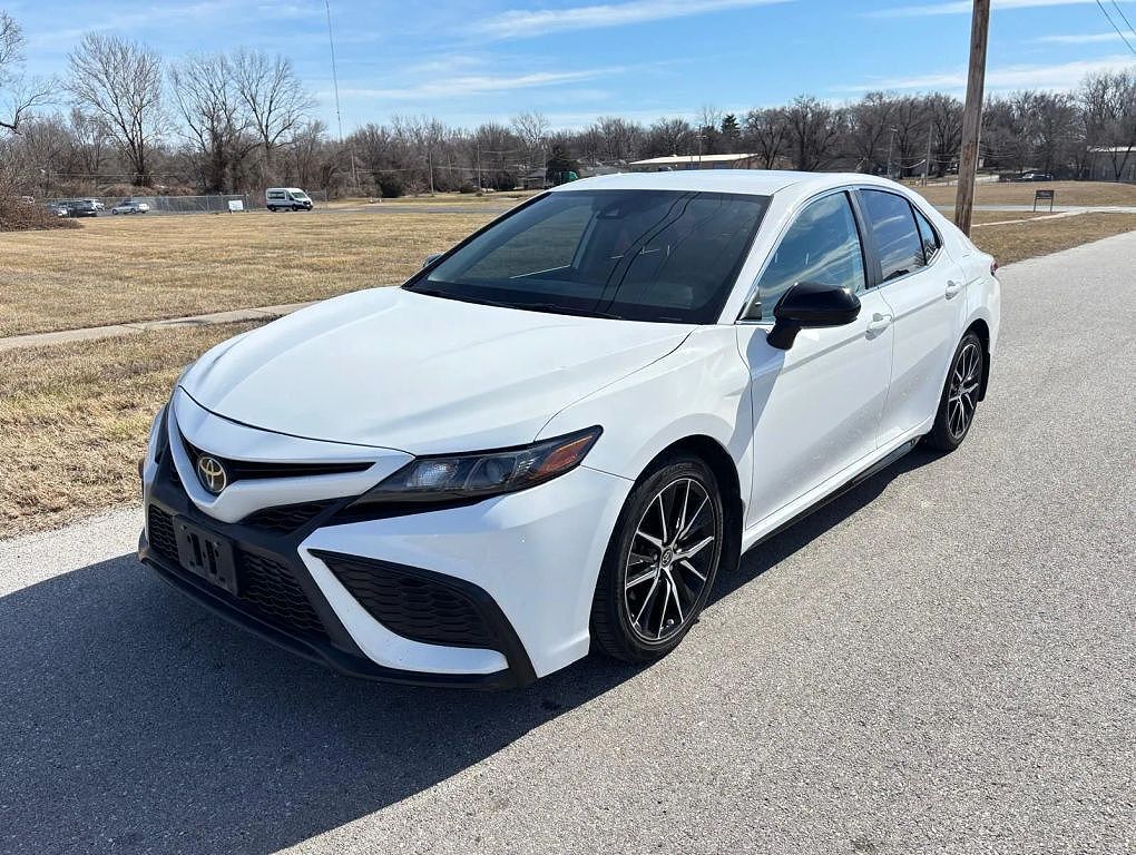 2021 TOYOTA Camry