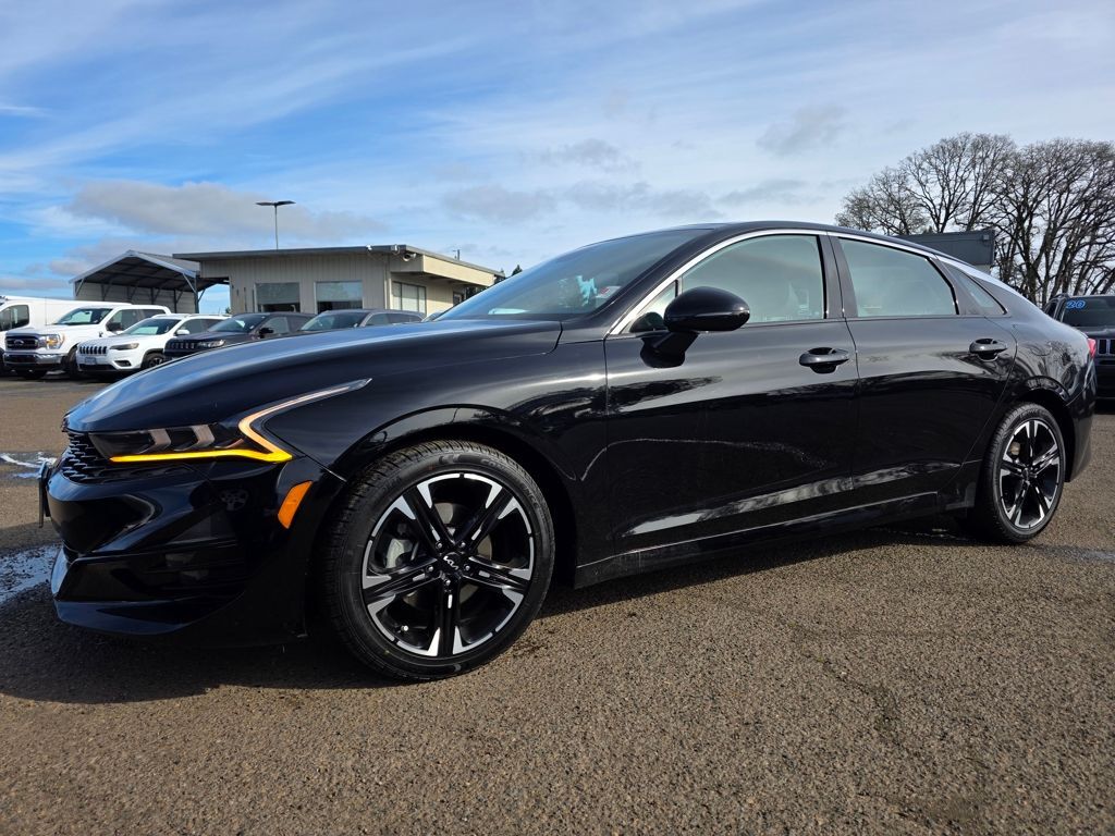 2022 KIA K5