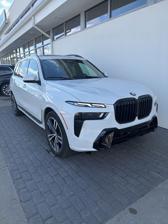 2026 BMW X7