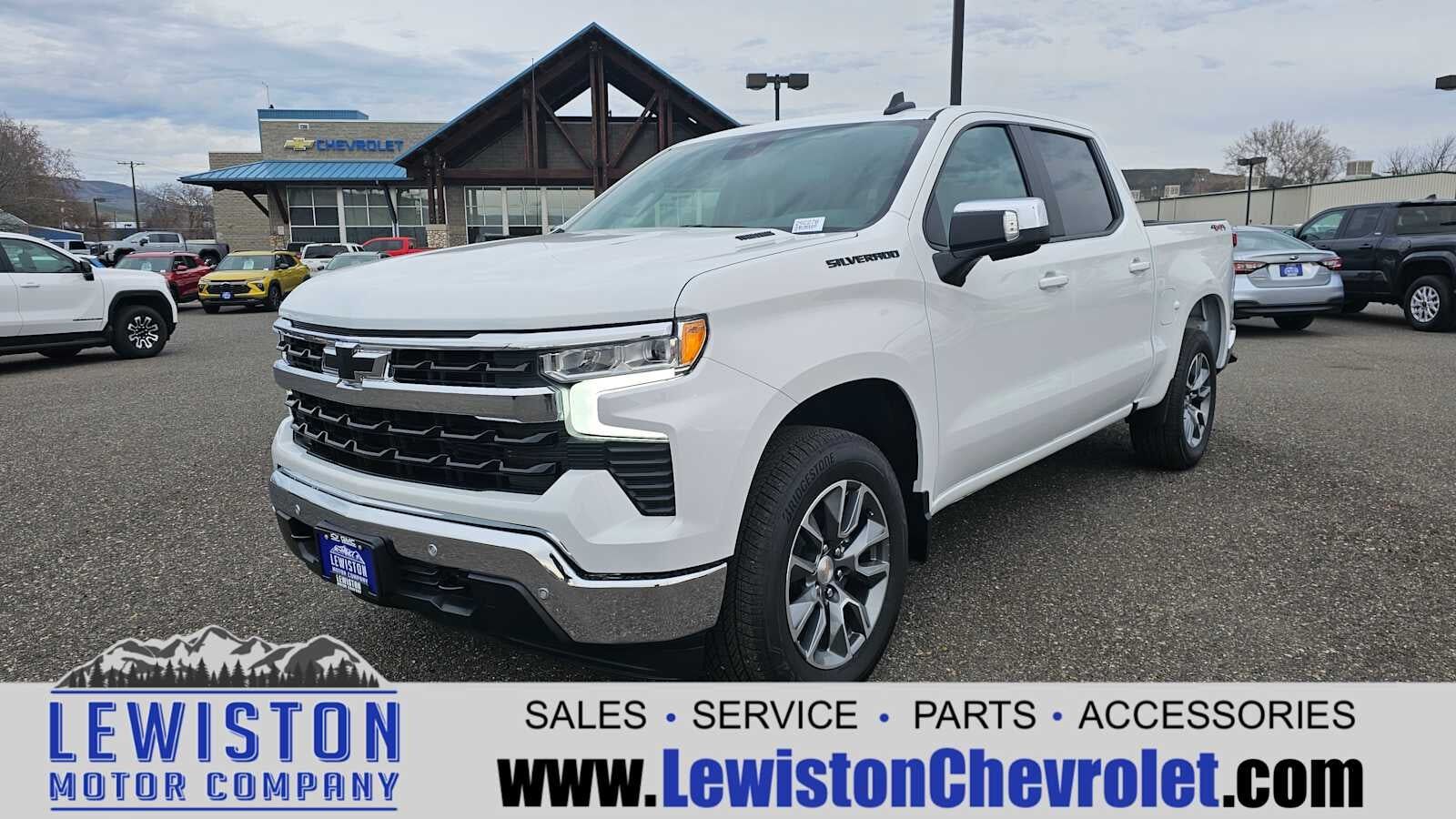 2025 CHEVROLET Silverado