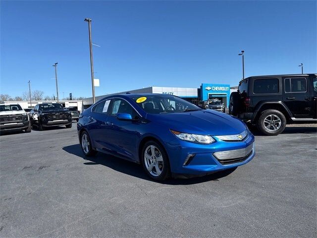 2018 CHEVROLET Volt