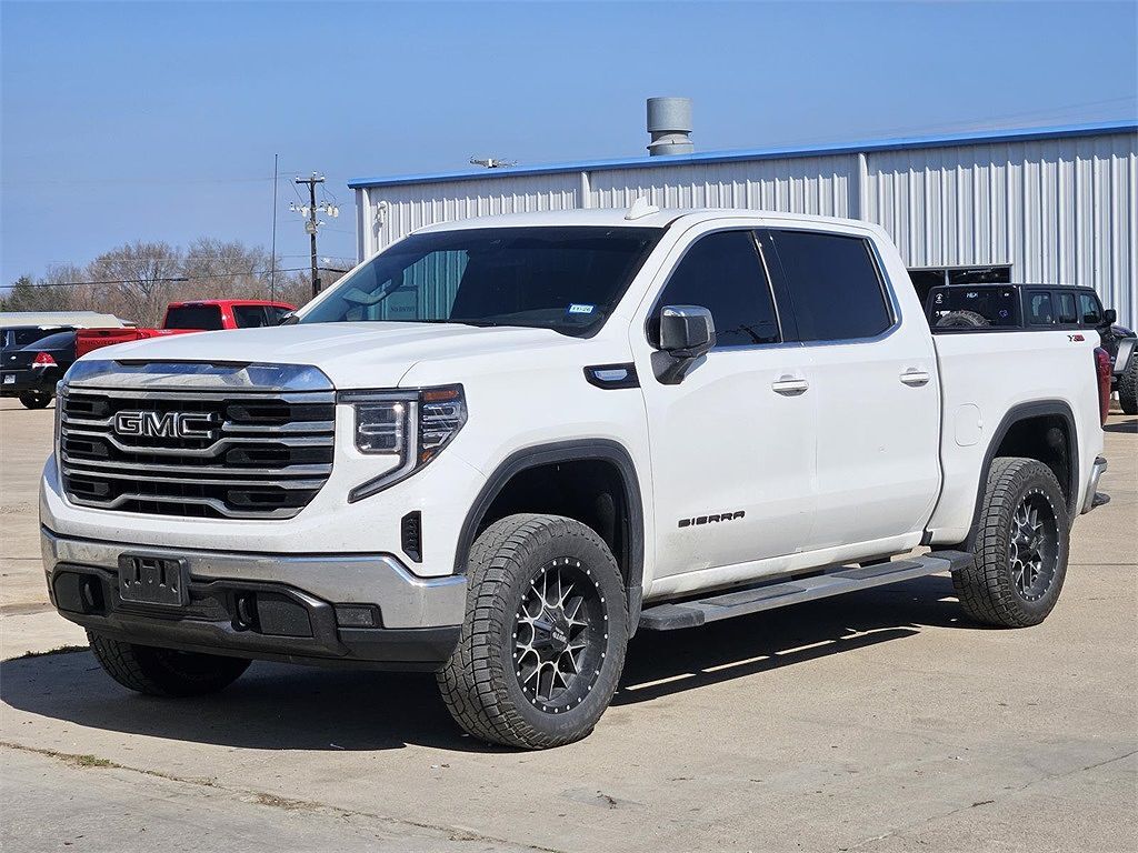 2023 GMC Sierra