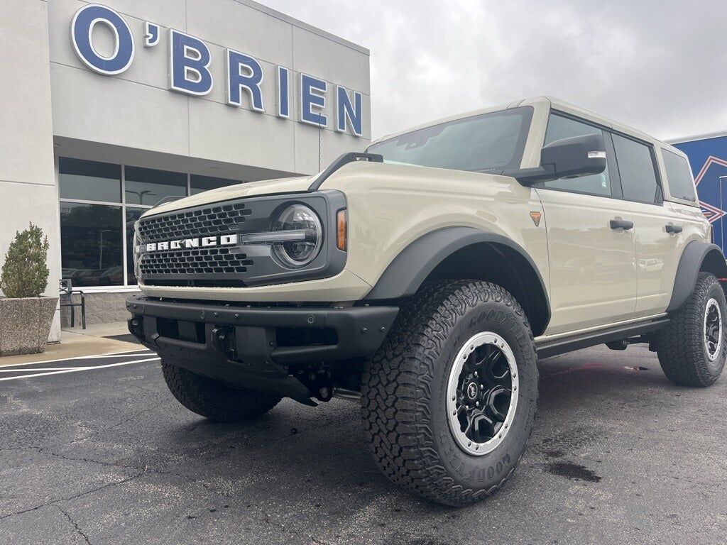 2025 FORD Bronco