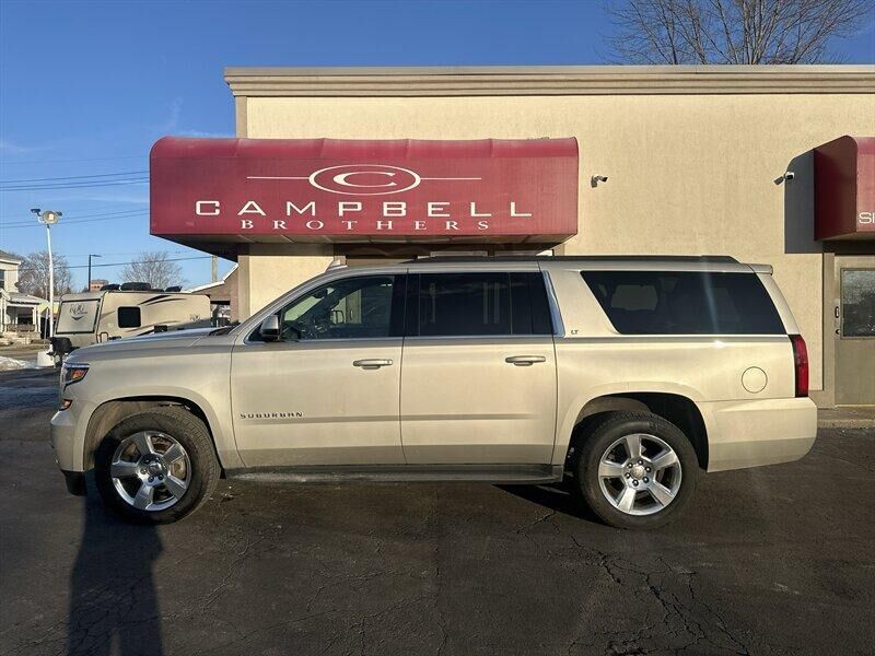 2016 CHEVROLET Suburban