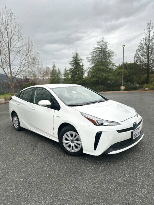 2022 TOYOTA PRIUS