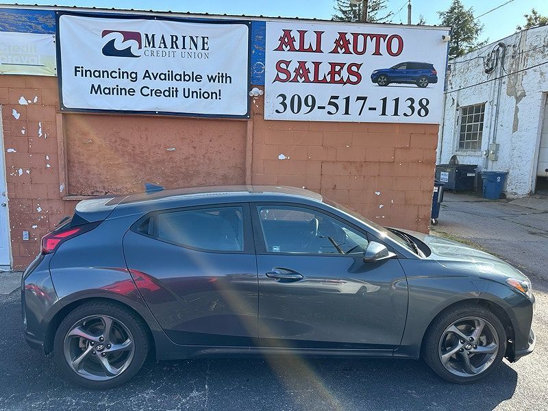 2019 HYUNDAI Veloster