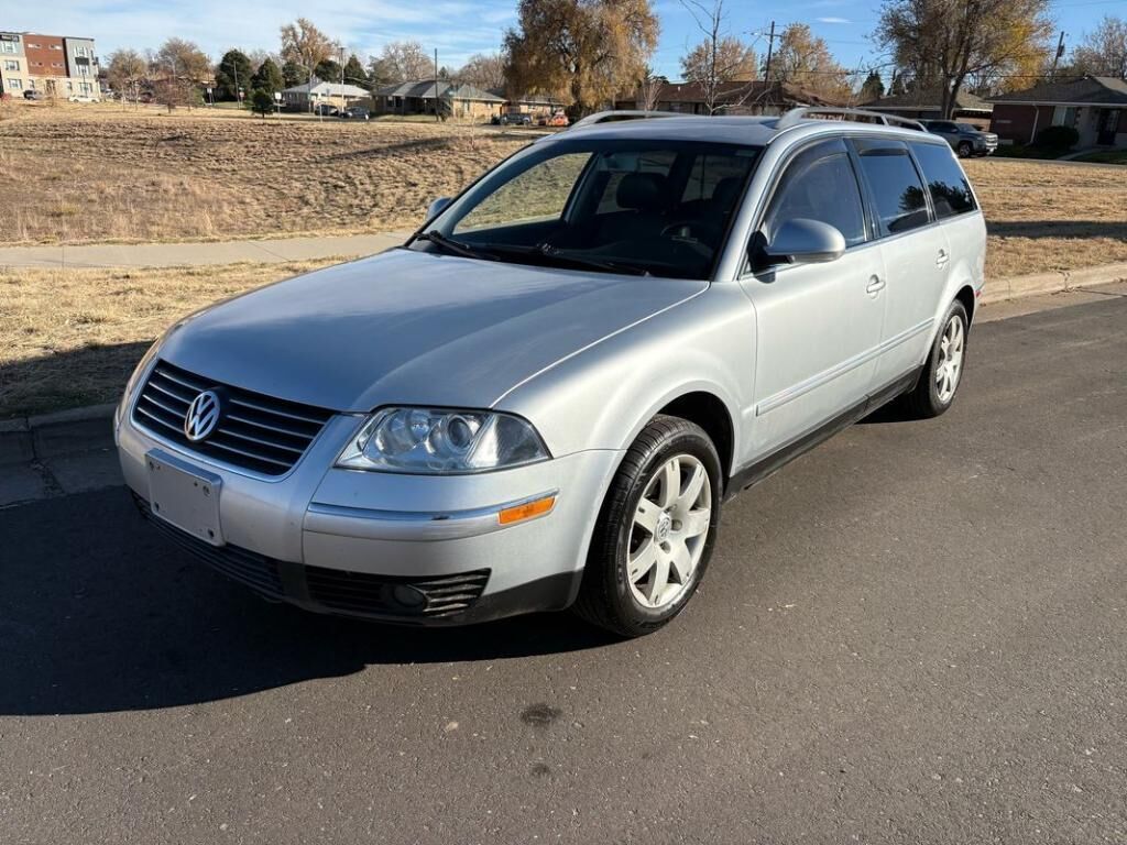 2005 VOLKSWAGEN Passat