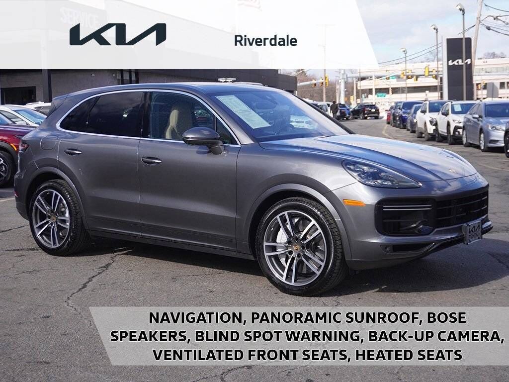 2020 PORSCHE Cayenne