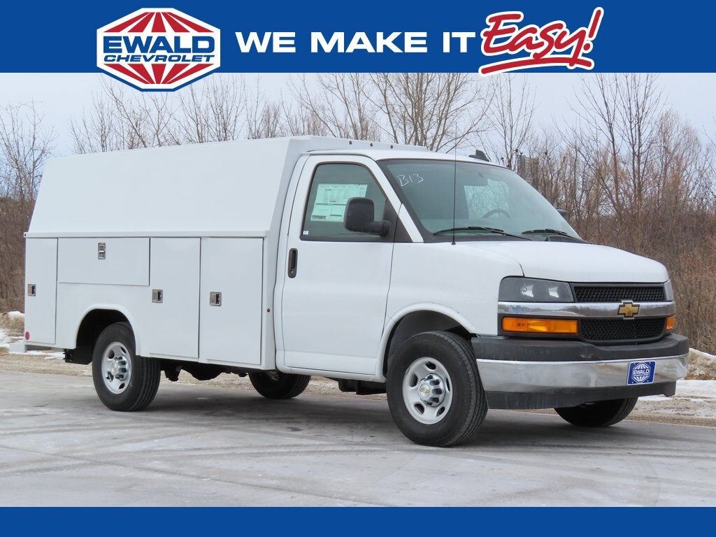2025 CHEVROLET Express