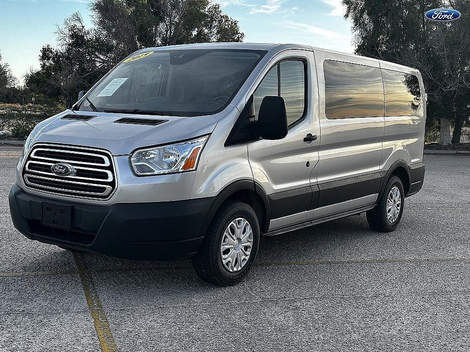 2019 FORD Transit