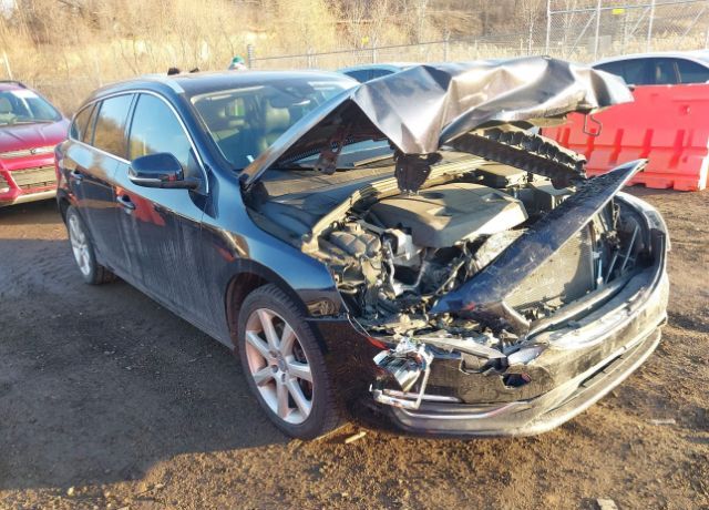 2017 VOLVO V60