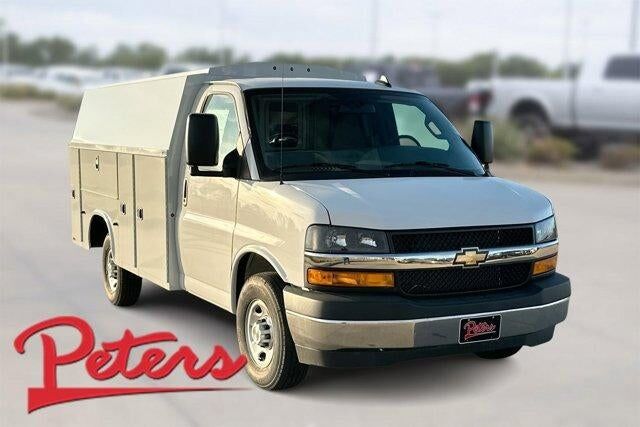 2025 CHEVROLET Express