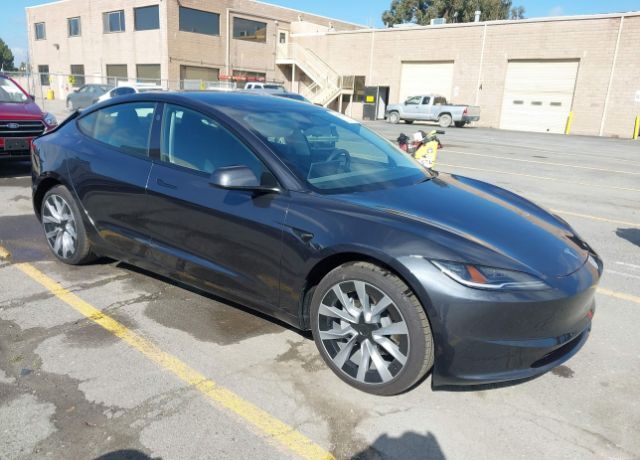 2025 TESLA Model 3