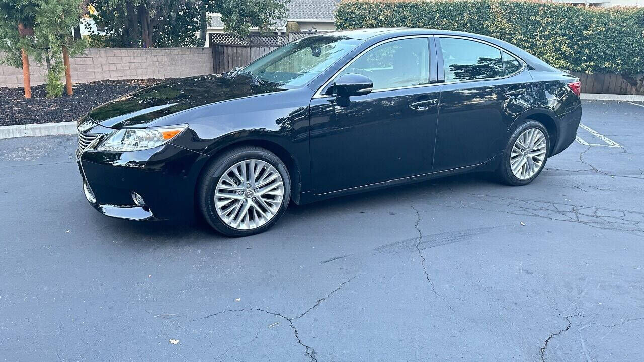 2015 LEXUS ES