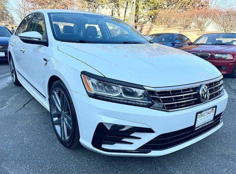 2017 VOLKSWAGEN Passat