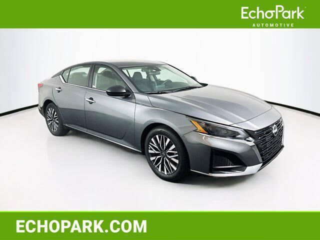 2025 NISSAN Altima