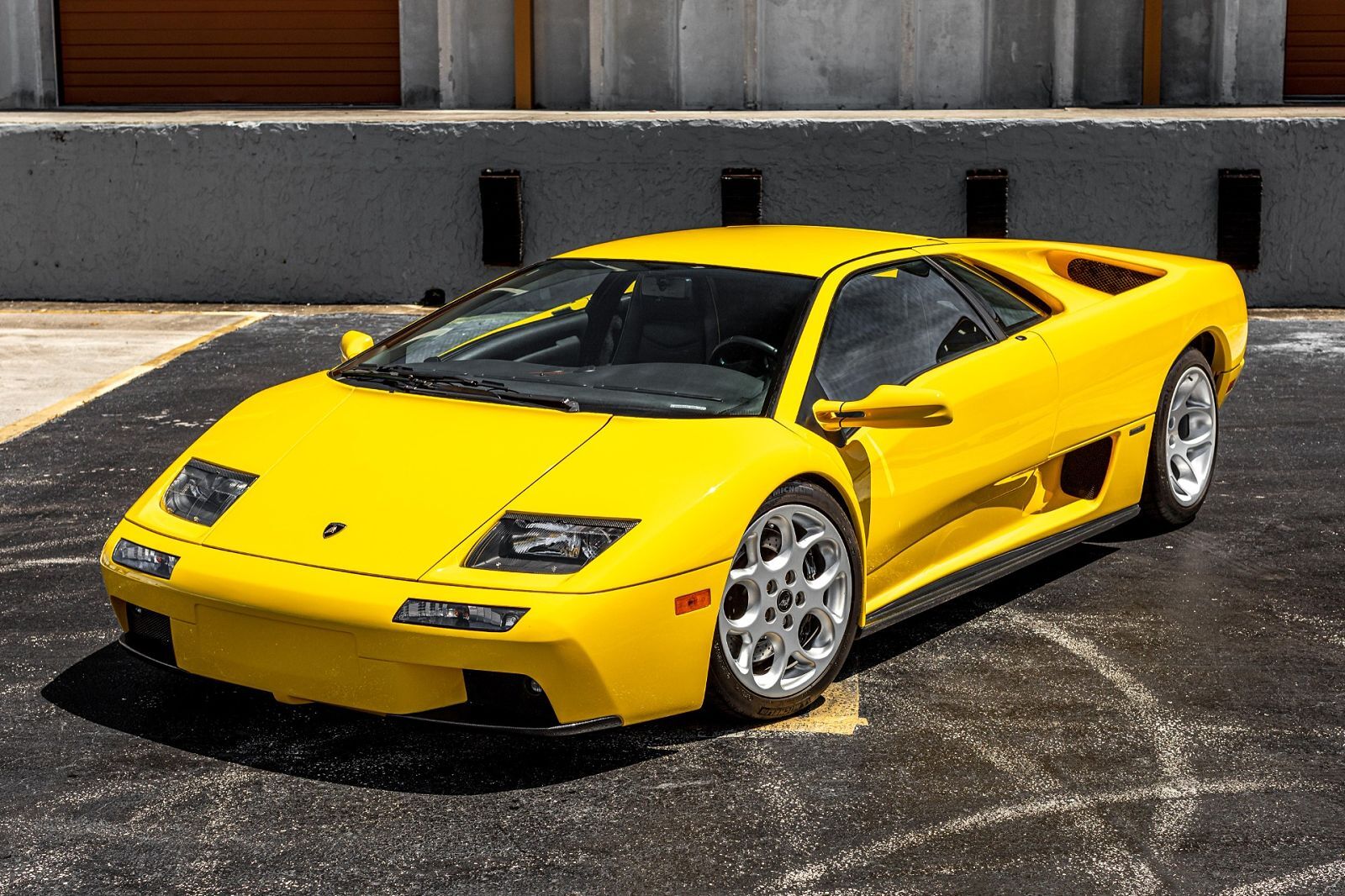 2001 LAMBORGHINI Diablo