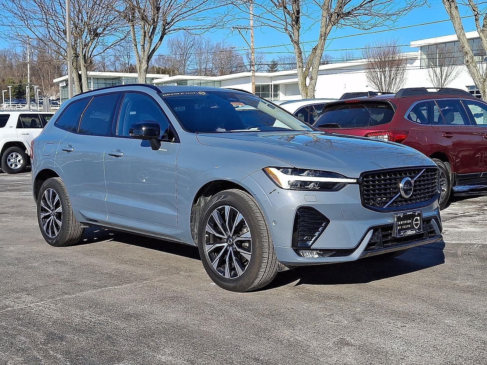 2023 VOLVO XC60