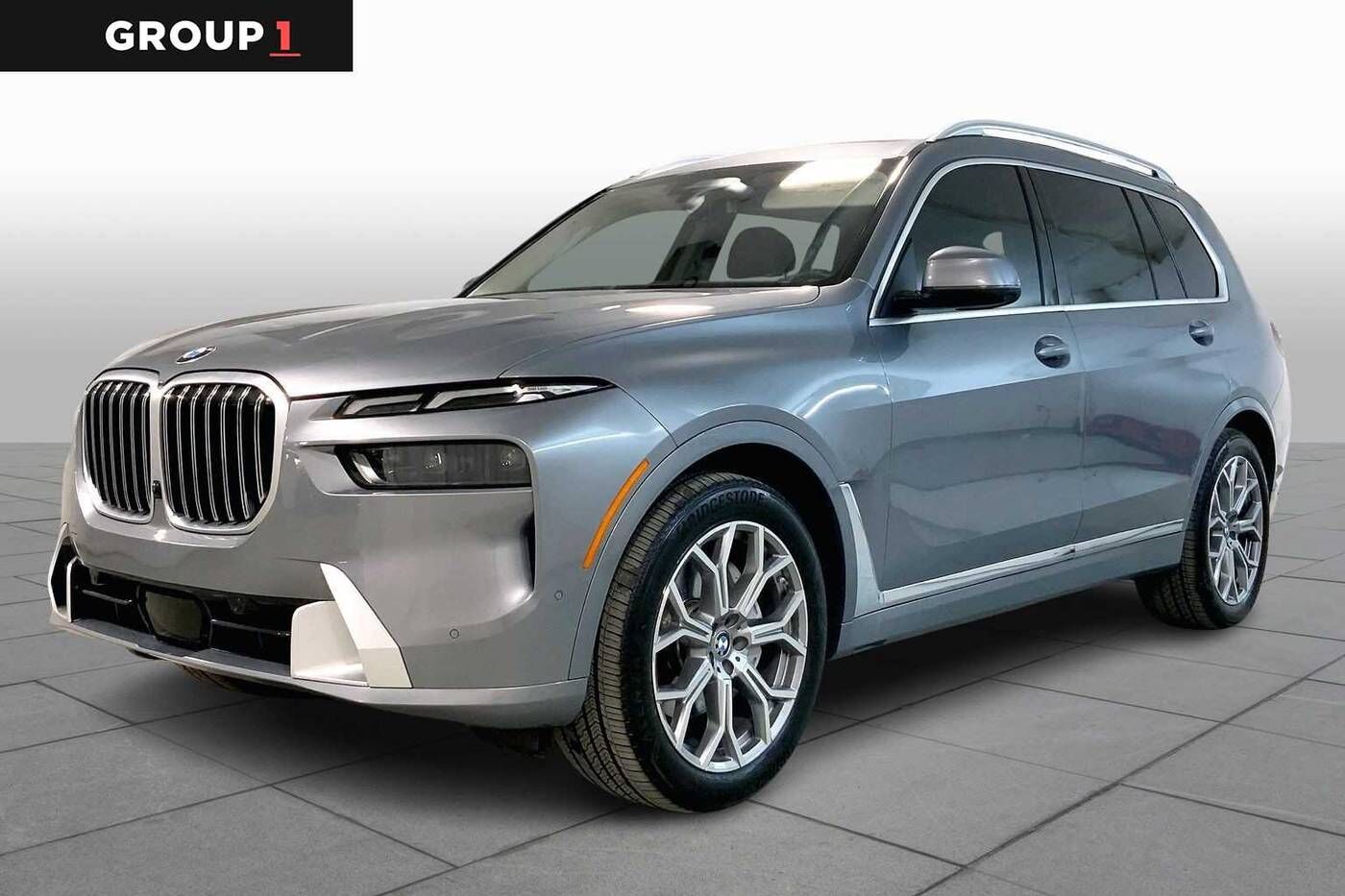 2023 BMW X7