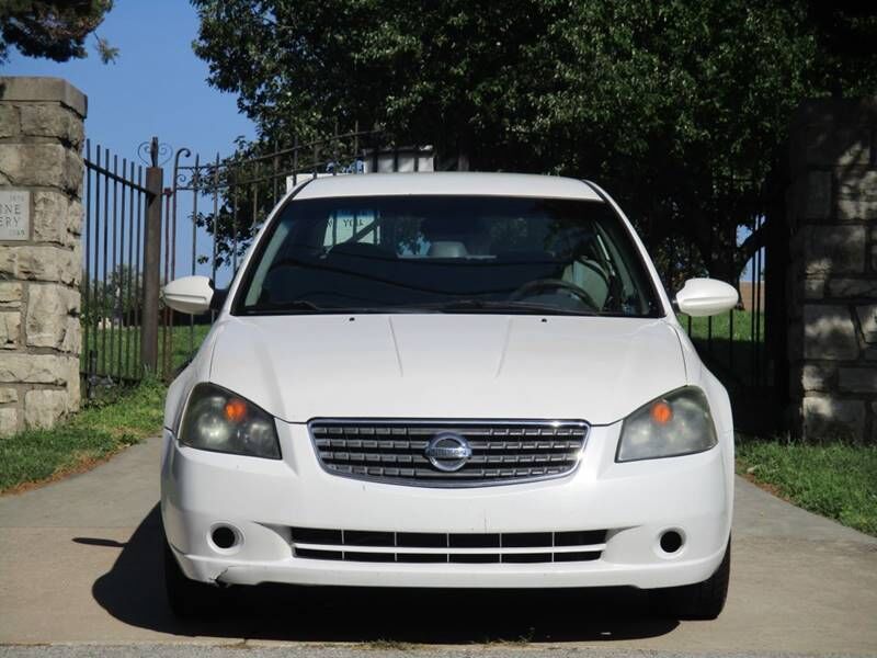 2005 NISSAN Altima