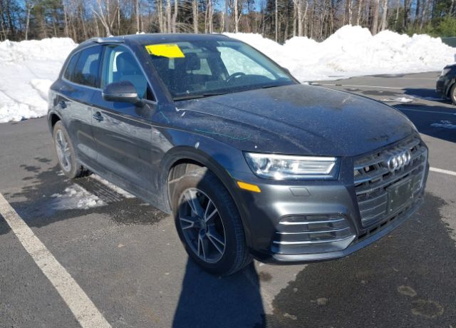 2020 AUDI Q5 e