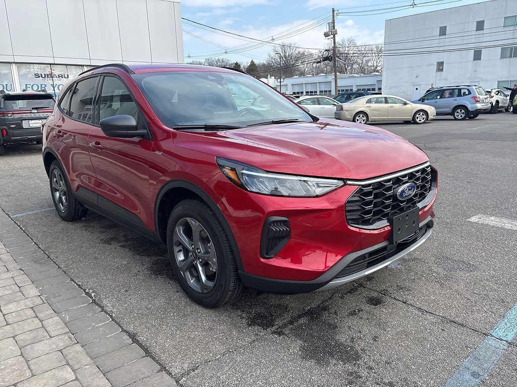 2025 FORD Escape