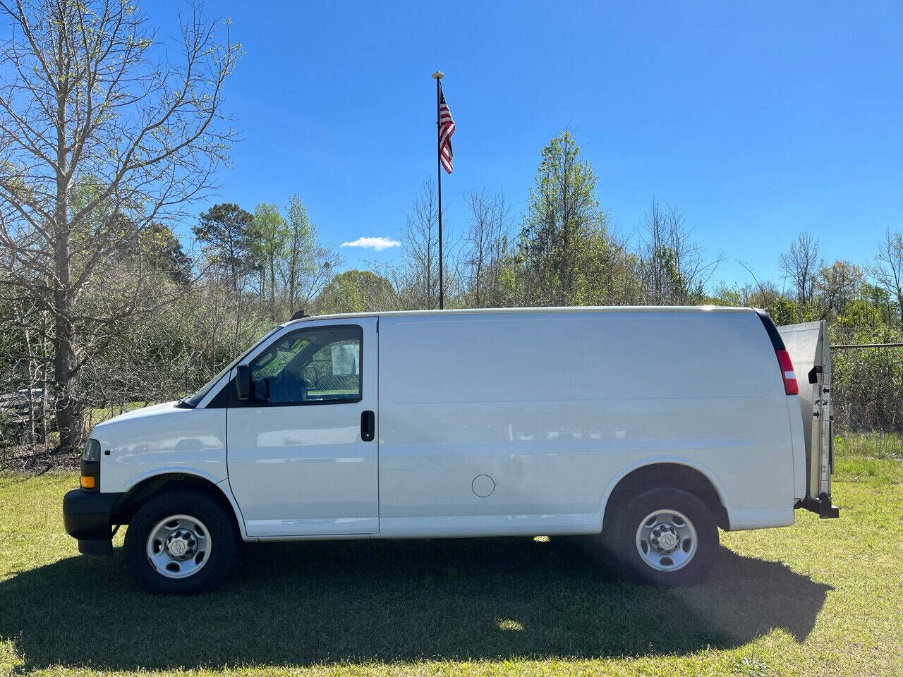 2019 CHEVROLET Express
