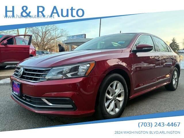 2017 VOLKSWAGEN Passat