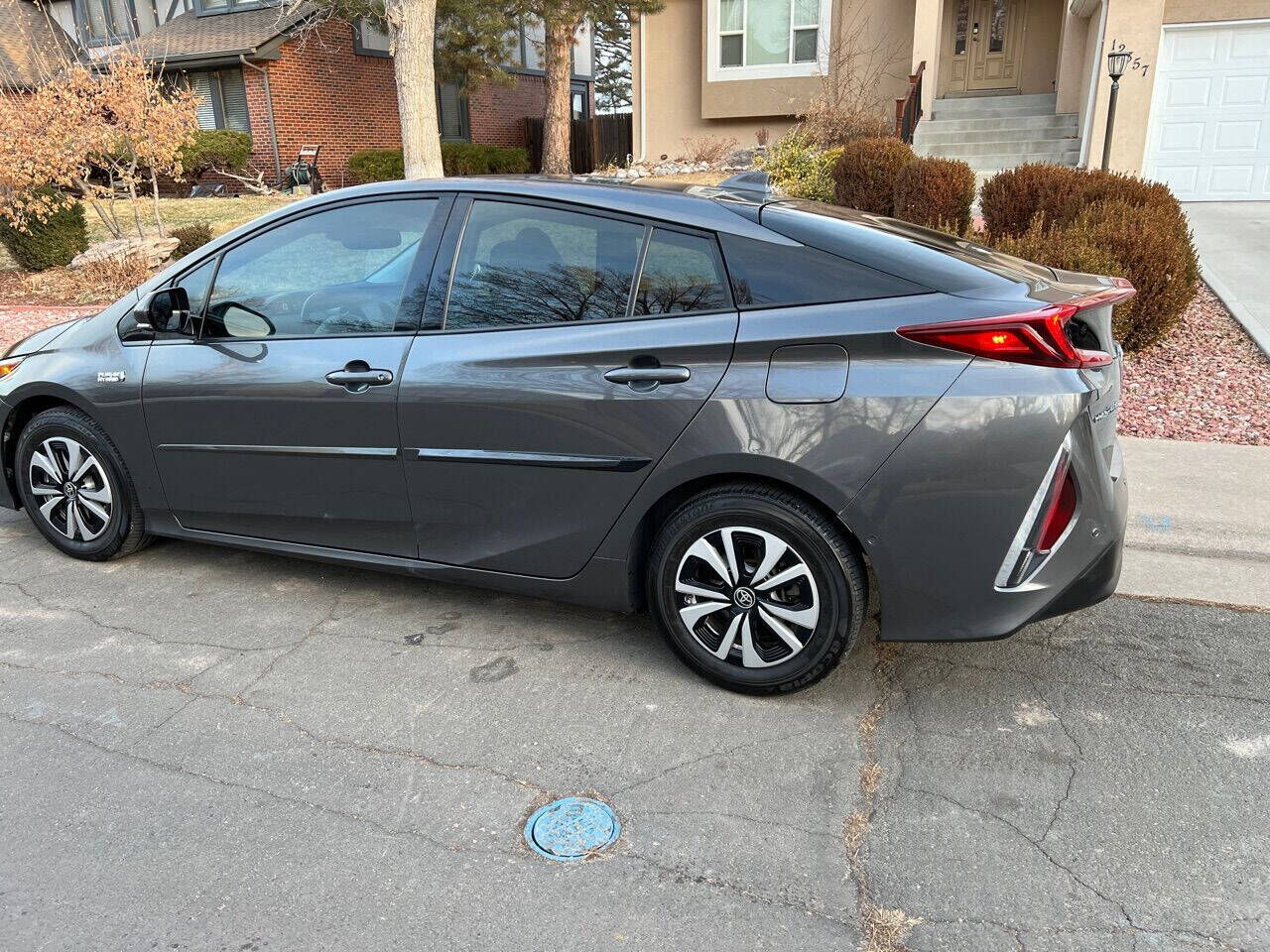 2017 TOYOTA Prius
