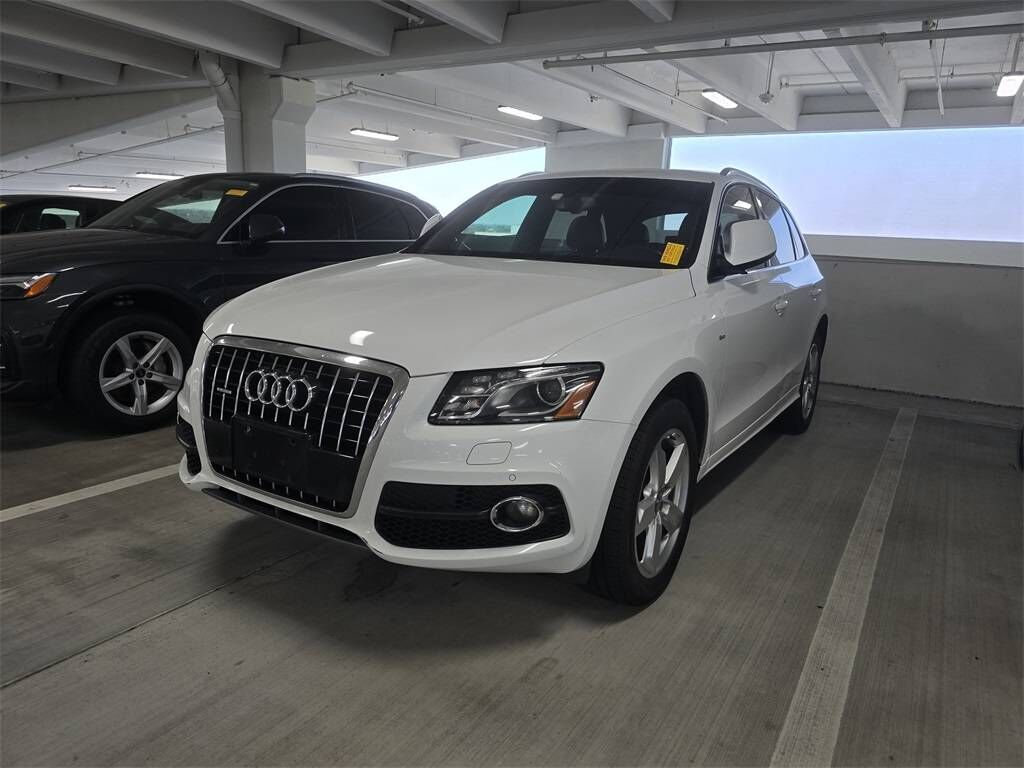 2012 AUDI Q5