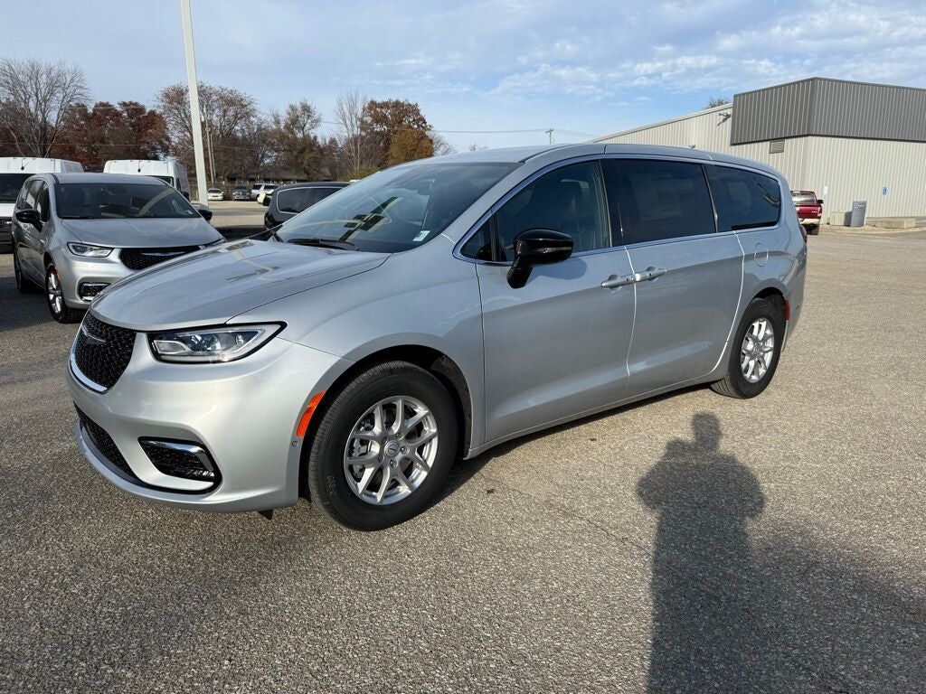 2026 CHRYSLER Pacifica