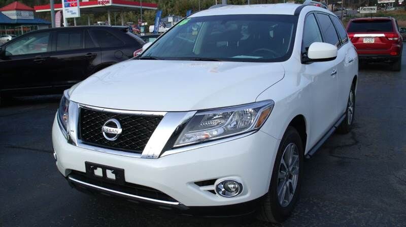 2016 NISSAN Pathfinder