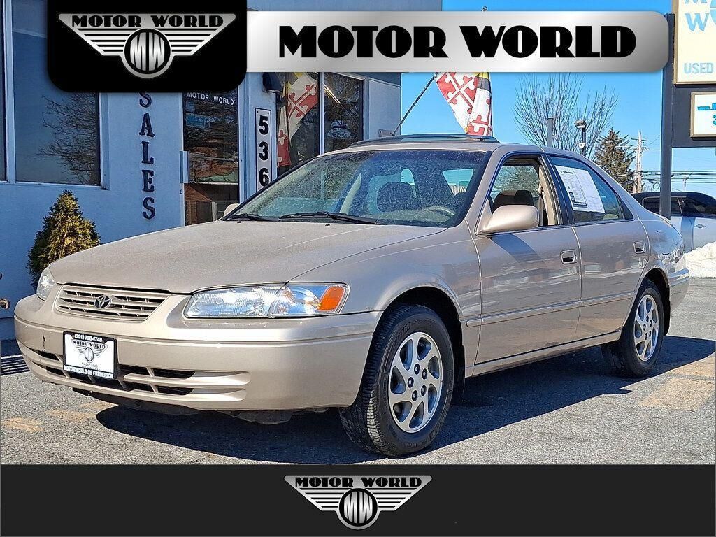 1998 TOYOTA Camry