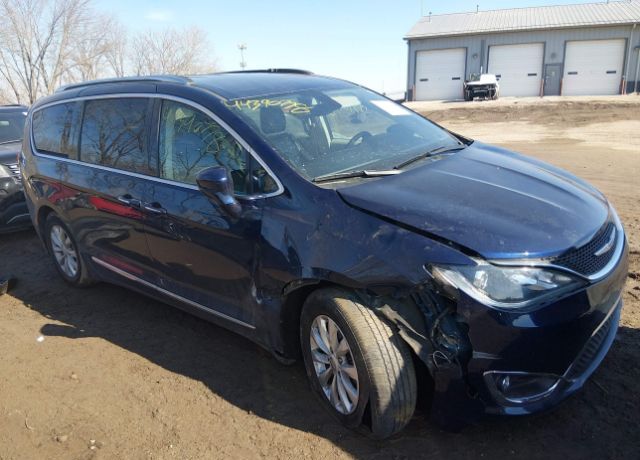 2019 CHRYSLER Pacifica