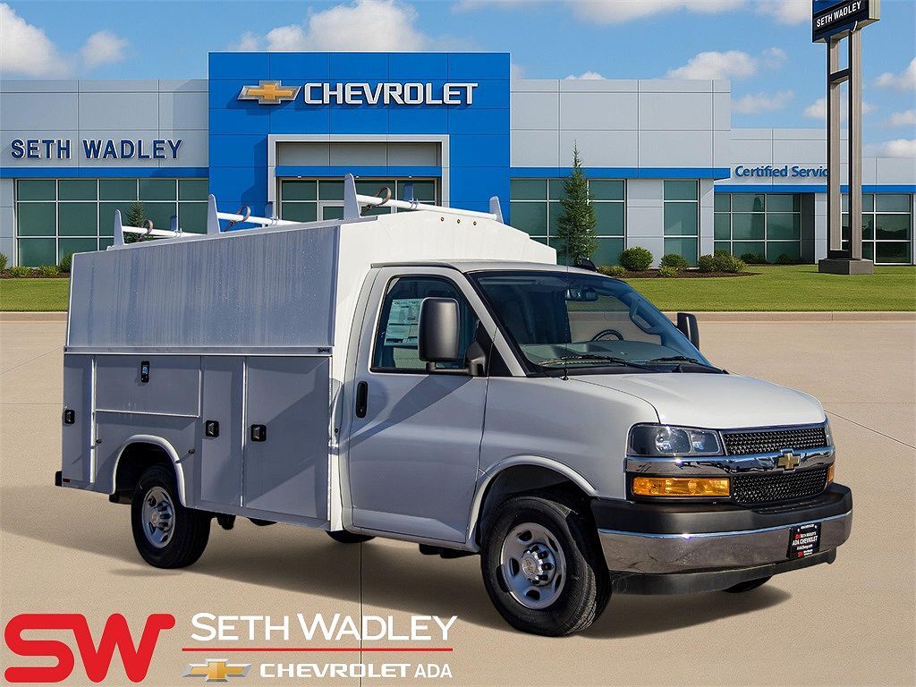 2024 CHEVROLET Express