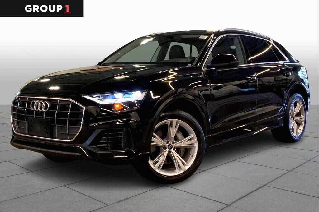 2022 AUDI Q8