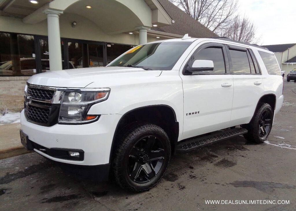2017 CHEVROLET Tahoe