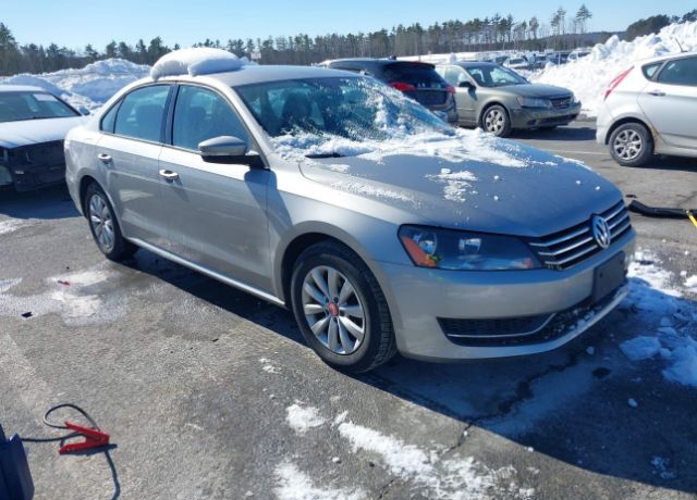 2012 VOLKSWAGEN Passat