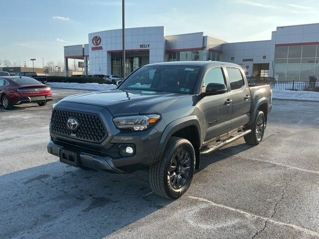 2021 TOYOTA Tacoma