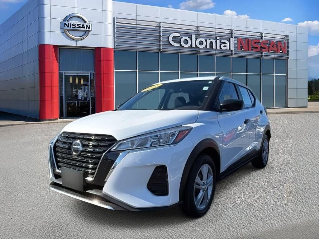 2021 NISSAN Kicks