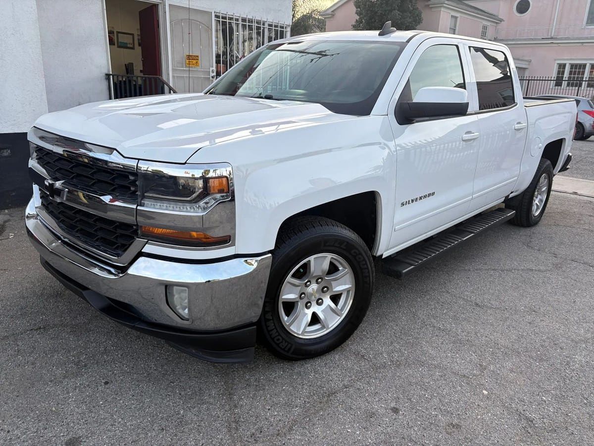 2017 CHEVROLET Silverado