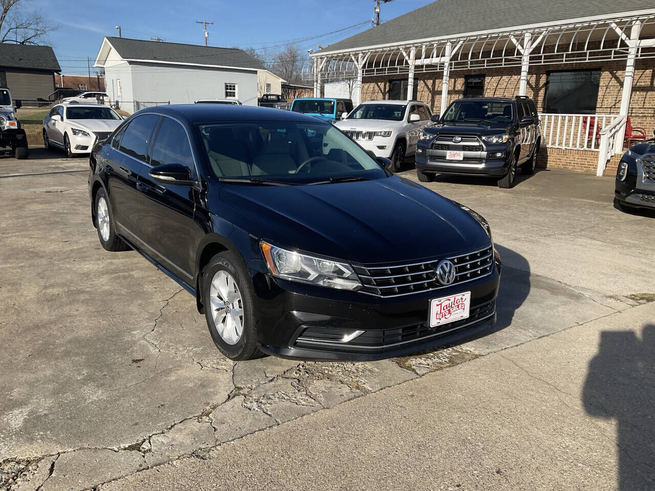 2016 VOLKSWAGEN Passat