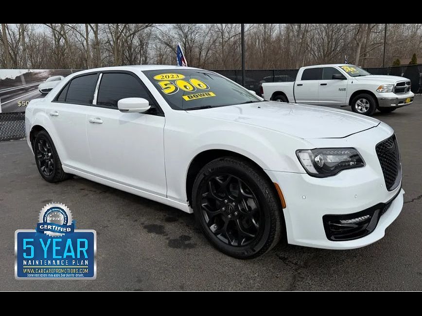 2023 CHRYSLER 300
